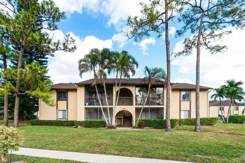 414 Pine Glen Lane Greenacres FL 33463