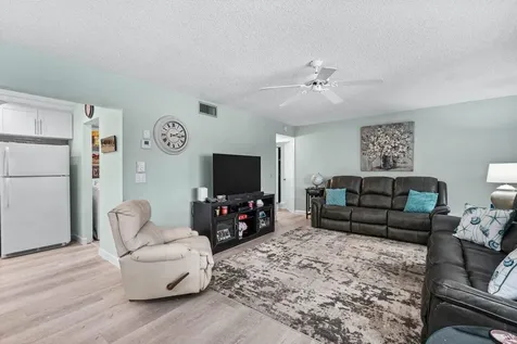 414 Pine Glen Lane Greenacres FL 33463
