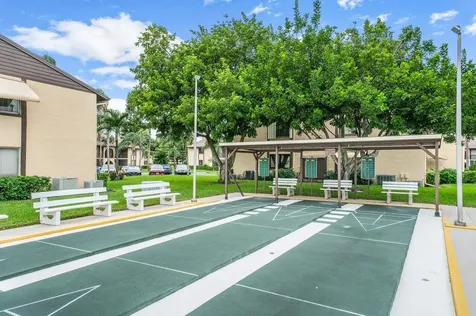 414 Pine Glen Lane Greenacres FL 33463