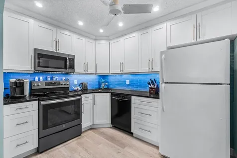 414 Pine Glen Lane Greenacres FL 33463