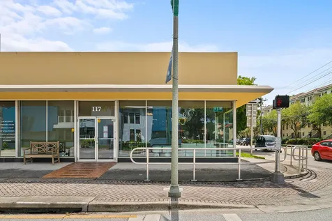 117 NE 5th Avenue Delray Beach FL 33483