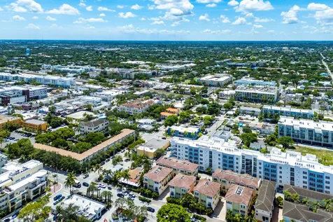 117 NE 5th Avenue Delray Beach FL 33483