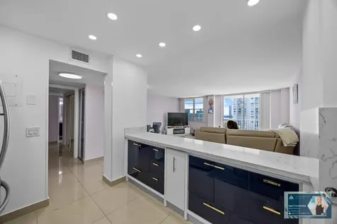 2801 Ne 183rd Street Aventura FL 33160