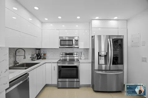 2801 Ne 183rd Street Aventura FL 33160