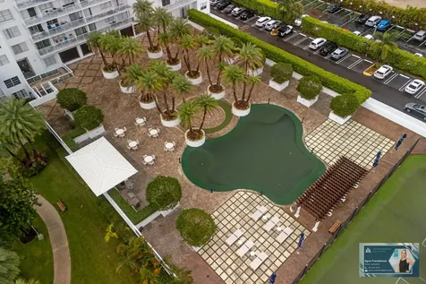 2801 Ne 183rd Street Aventura FL 33160