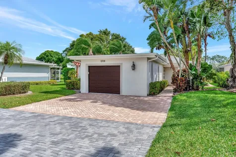 13708 Whispering Lakes Lane Palm Beach Gardens FL 33418
