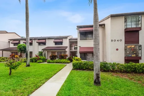 5040 Rose Hill Drive Boynton Beach FL 33437