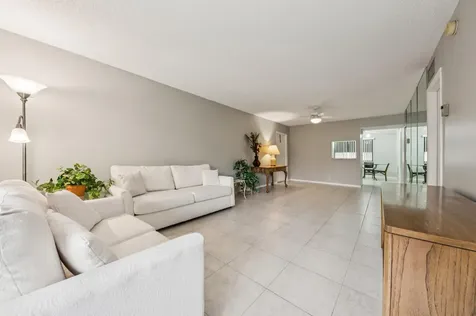 5040 Rose Hill Drive Boynton Beach FL 33437