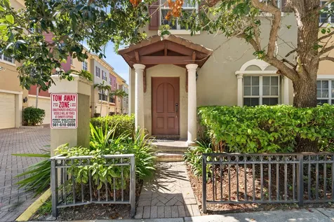601 S Federal Highway Lake Worth Beach FL 33460