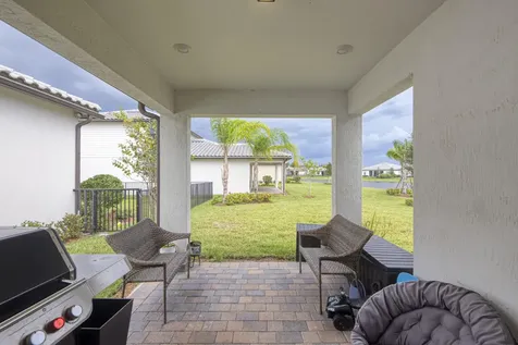 833 Se Courances Drive Port Saint Lucie FL 34984