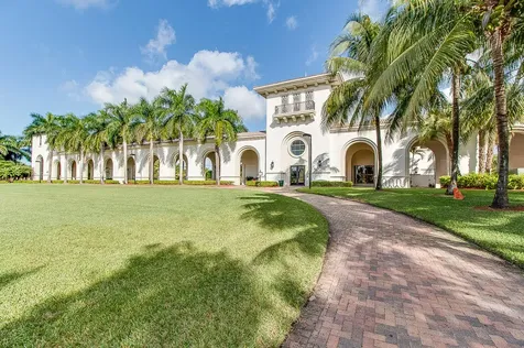 9885 Woodworth Court Wellington FL 33414