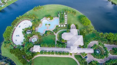 9885 Woodworth Court Wellington FL 33414