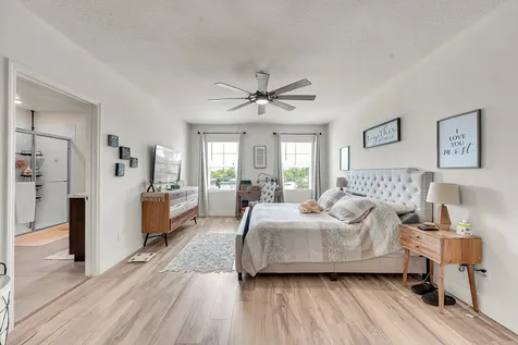 5310 Entertainment Way Fort Pierce FL 34947
