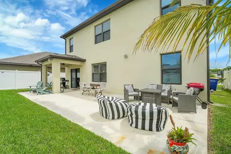 5310 Entertainment Way Fort Pierce FL 34947