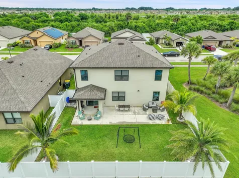 5310 Entertainment Way Fort Pierce FL 34947