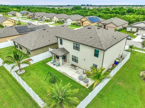 5310 Entertainment Way Fort Pierce FL 34947