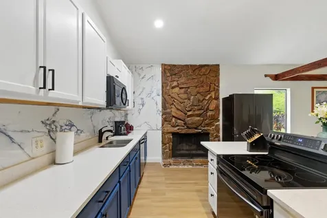 16319 E Burns Drive The Acreage FL 33470