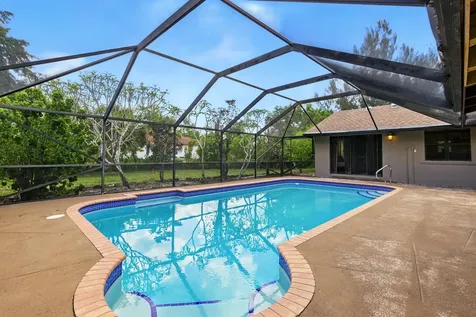 16319 E Burns Drive The Acreage FL 33470