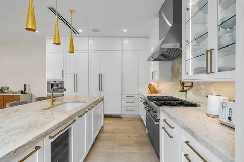 909 Bond Way Delray Beach FL 33483