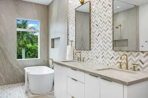 909 Bond Way Delray Beach FL 33483