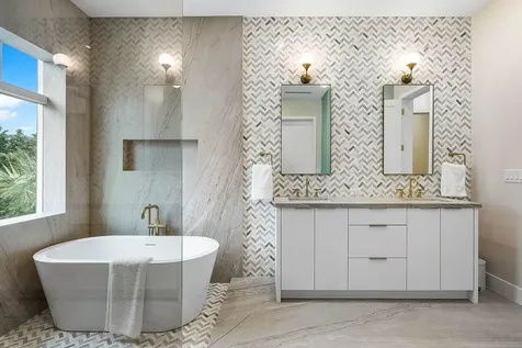 909 Bond Way Delray Beach FL 33483
