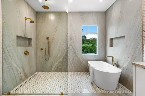 909 Bond Way Delray Beach FL 33483