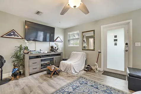 9278 Bloomfield Drive Palm Beach Gardens FL 33410