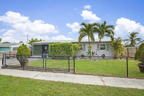 9278 Bloomfield Drive Palm Beach Gardens FL 33410