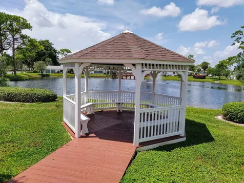 5020 Petal Place Delray Beach FL 33484