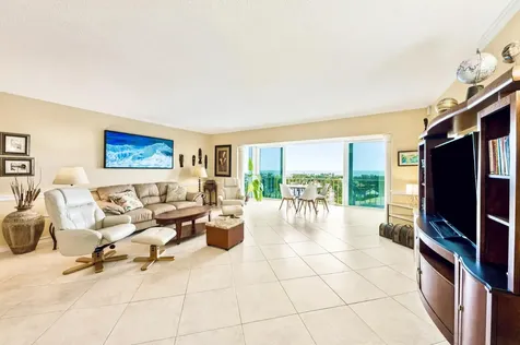 555 Se 6th Avenue Delray Beach FL 33483