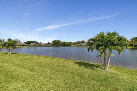5531 Parkwalk Circle Boynton Beach FL 33472