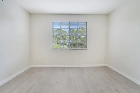 6305 Myrtlewood Circle Palm Beach Gardens FL 33418