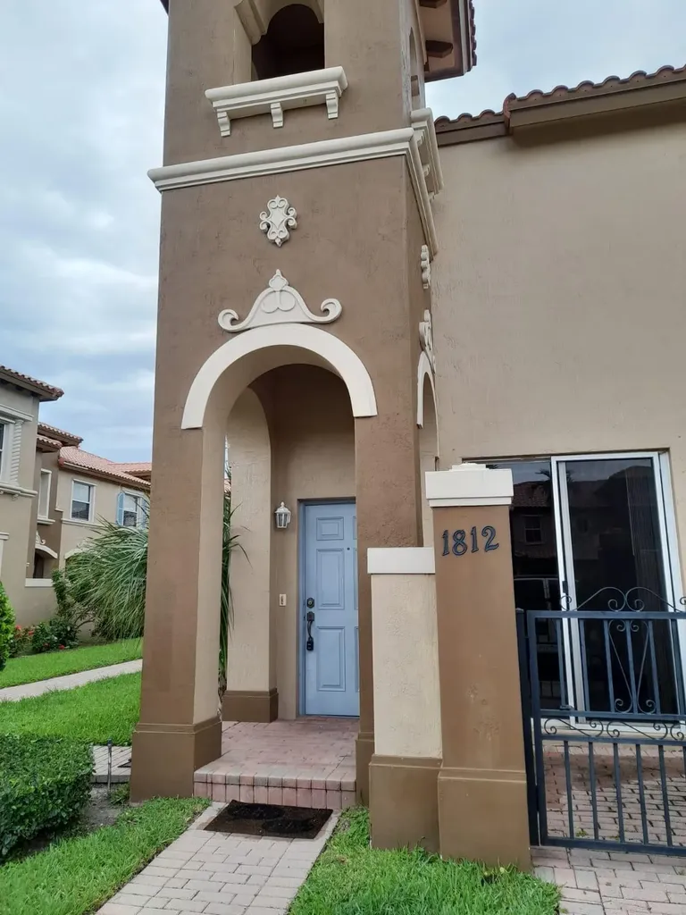 6516 Morgan Hill Trail West Palm Beach FL 33411
