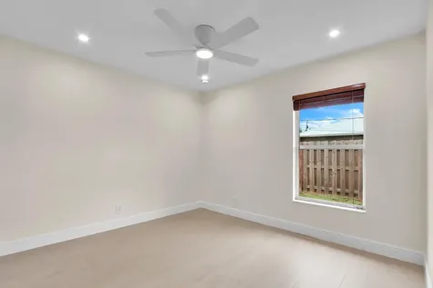 183 Sw Ladybug Drive Port Saint Lucie FL 34953