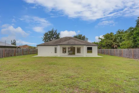 183 Sw Ladybug Drive Port Saint Lucie FL 34953