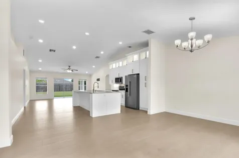 183 Sw Ladybug Drive Port Saint Lucie FL 34953