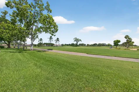 479 Prestwick Circle Palm Beach Gardens FL 33418