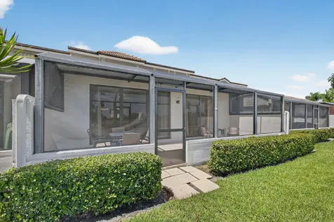 479 Prestwick Circle Palm Beach Gardens FL 33418