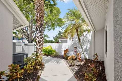 479 Prestwick Circle Palm Beach Gardens FL 33418