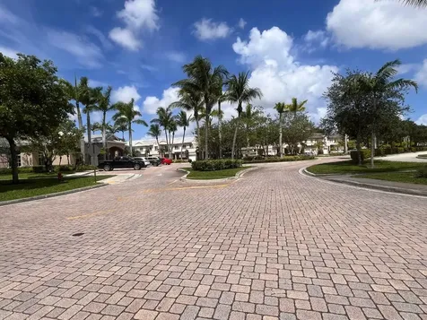 967 Tortuga Lane Riviera Beach FL 33404