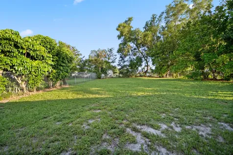 226 Sw Kimball Circle Port Saint Lucie FL 34953