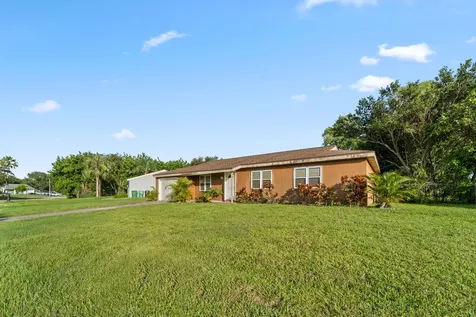 226 Sw Kimball Circle Port Saint Lucie FL 34953
