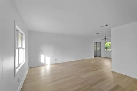 226 Sw Kimball Circle Port Saint Lucie FL 34953