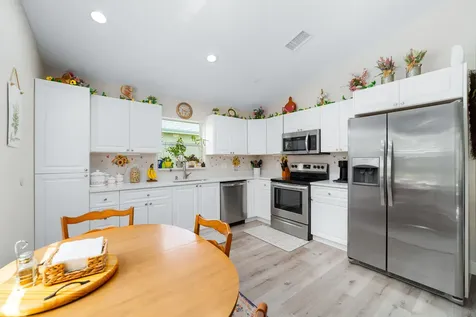 453 Sw Talquin Lane Port Saint Lucie FL 34986