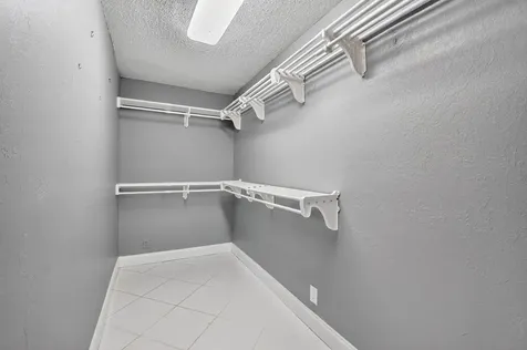 624 Flanders M Delray Beach FL 33484