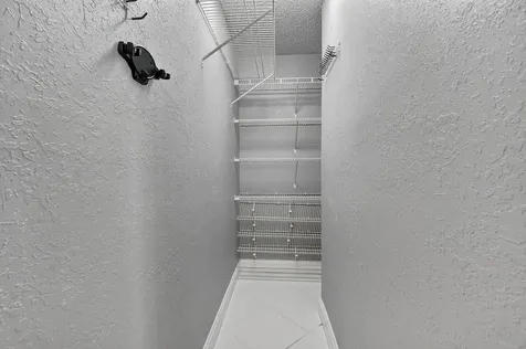 624 Flanders M Delray Beach FL 33484