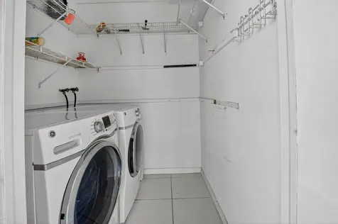 624 Flanders M Delray Beach FL 33484