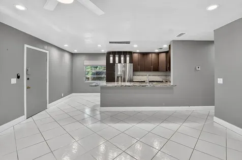 624 Flanders M Delray Beach FL 33484