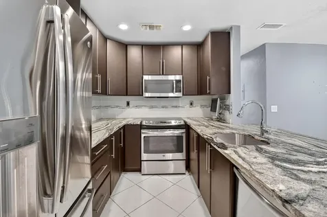 624 Flanders M Delray Beach FL 33484