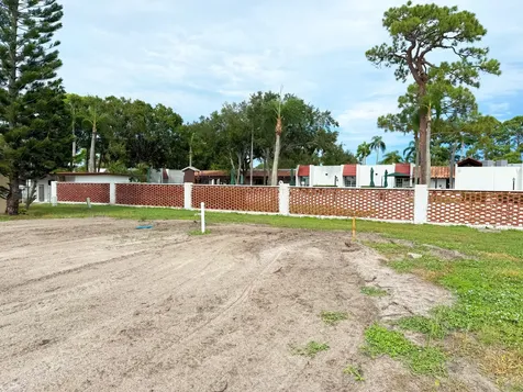 14 Espanola Lane Port Saint Lucie FL 34952